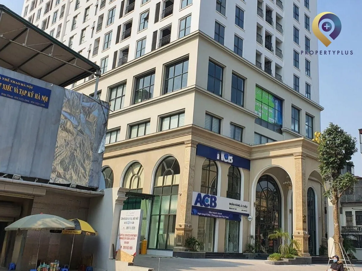Khu vực sảnh ngoài tòa nhà Le Capitole